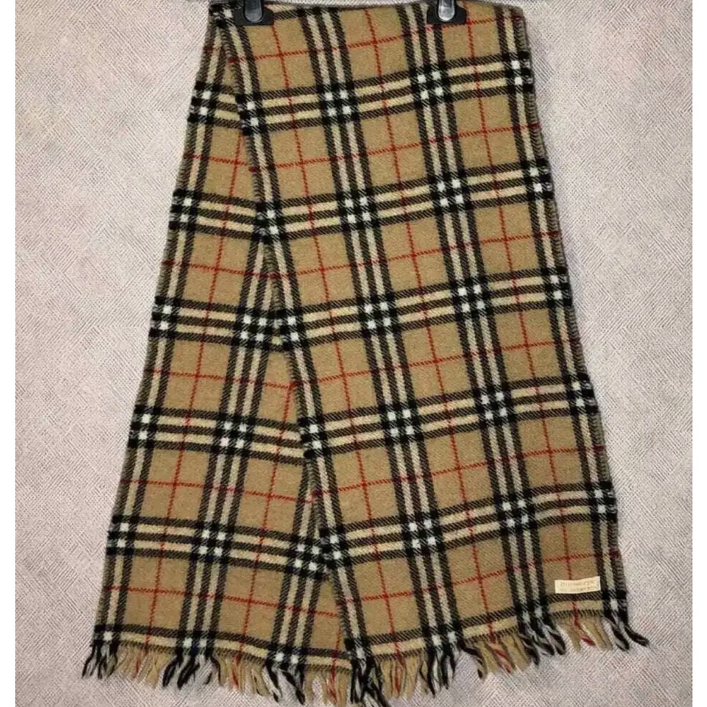 VINTAGE BURBERRY’s WOOL SCARF